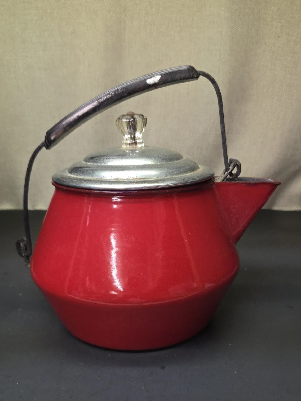 Vintage‎ Red Art Deco Enamel Tea Kettle Pot Retro Teapot With Handle